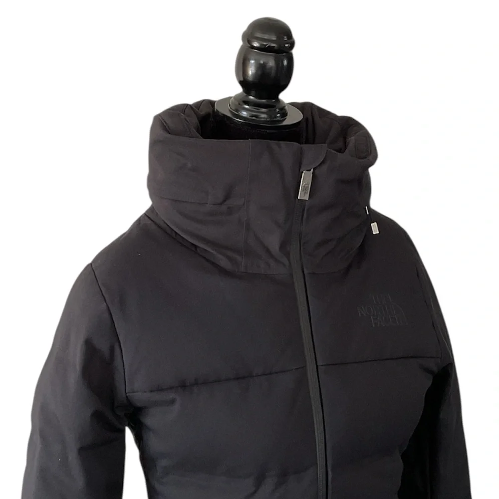 The North Face Women's Army 700 Fill Power Down Jacket Black, size S - Picture 4 of 16